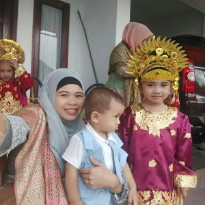 Rina Susanti profile icon