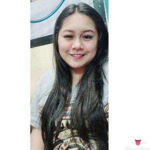 Khialeen Magdoza profile icon