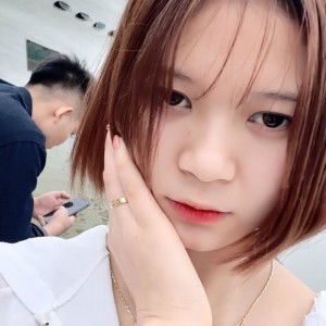 Lan Anh profile icon