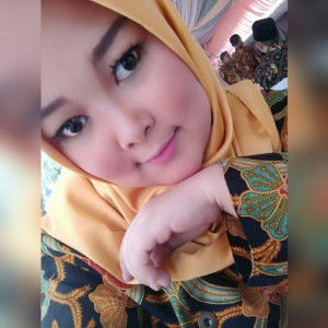 yulyanti novi profile icon