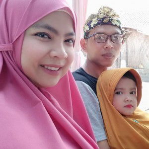 MelinaFitri SaputraAmoey profile icon