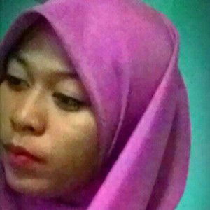 idielia izhar profile icon