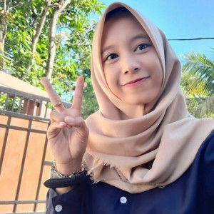 Nhiyaa Sri Mulyani profile icon