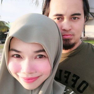 Azliana Adros profile icon