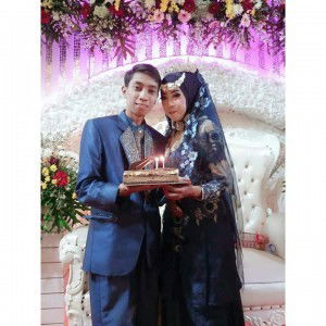 Rahmah Rien profile icon