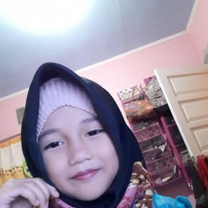 Aulia Izzatunnisa profile icon