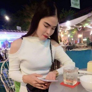 Aom Sunisa profile icon