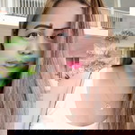 Mhe'le Ariola Arquilla profile icon