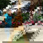 Charming Snow profile icon