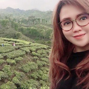 intan zakiyatul profile icon