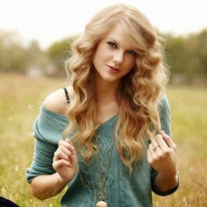 Julyana profile icon