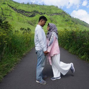 Erni Hindiyani profile icon