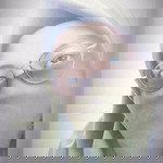 Vivi Octaviana profile icon