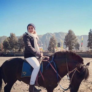 Vee Vee profile icon