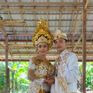 Tina Dan Desna profile icon