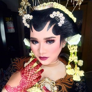Siti Heliana profile icon