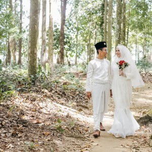 Lina Zahari profile icon