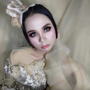 Erny Nurulmarlya profile icon