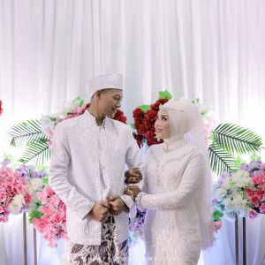 Yenny Reza profile icon