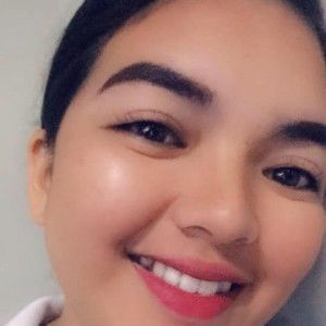 Mhiaw Paula Martirez profile icon