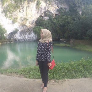 Riri Helvita profile icon