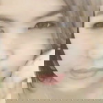 crezelle lavilla profile icon