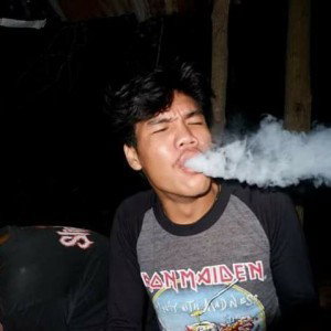 ลองเซ็ง' หลังวัด profile icon