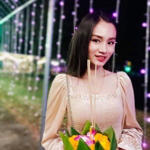 หญิง โบว์ profile icon