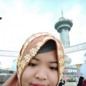 Intan Arum profile icon