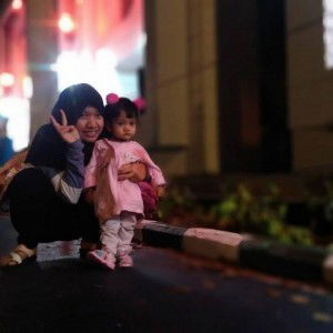 Azty Aprianty profile icon