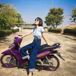 น้ำ' ฝน profile icon