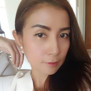 Bee Yosita profile icon