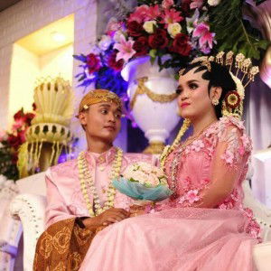 Sri Wahyuningsih profile icon