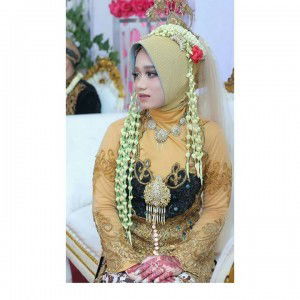 Rika Puji Nurhakiki profile icon