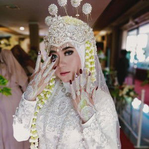 Gusti Ayu profile icon