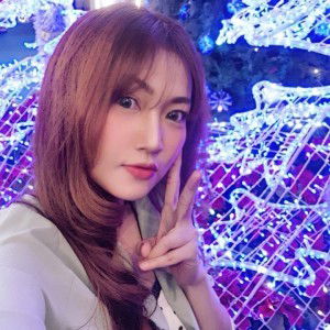 Valencia Fang profile icon