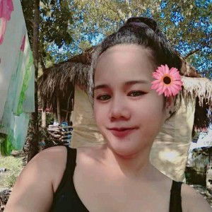 Carolyhine Joy Rombaoa profile icon