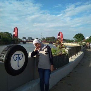 Andhini Yuliarti profile icon