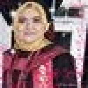 Yulia Febriani profile icon