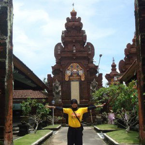 emmi selpiani profile icon