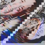 Susanti Dwii profile icon