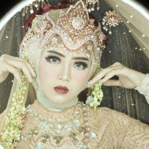 Nia Fitria profile icon