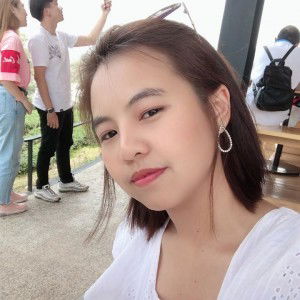 May Apinya profile icon