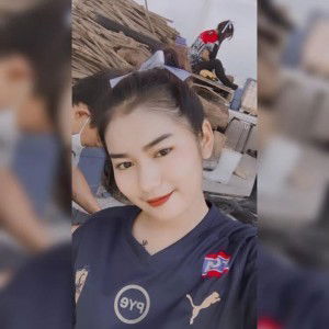 ยีนส์ เย profile icon