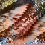Della Ikasari Herman profile icon