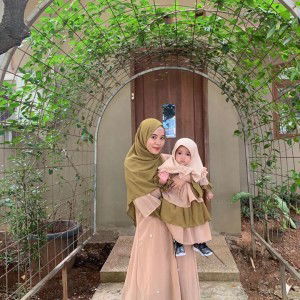 Sri Haryati profile icon