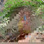 Sri Haryati profile icon