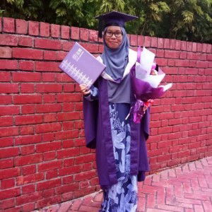 Ema Patimah Naharuddin profile icon