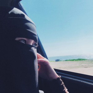 ernina ishak profile icon
