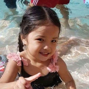 Fernandez Yhana profile icon